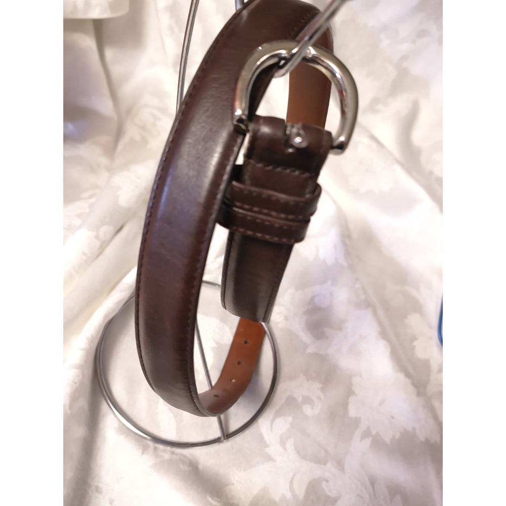 Vintage COACH 8500 Red Leather Belt Unisex Small Brass Buckle USA